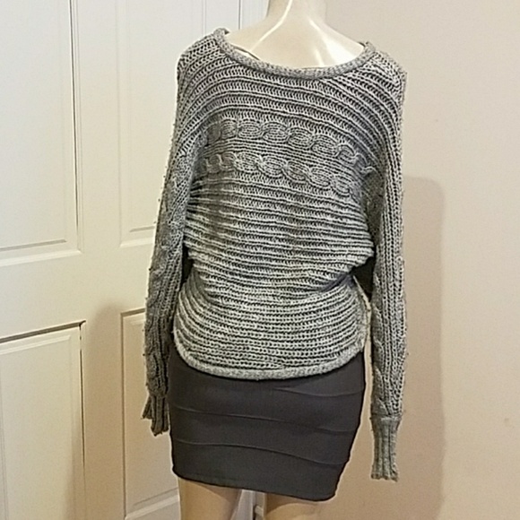 Gray SWEATER  size M - Picture 5 of 6